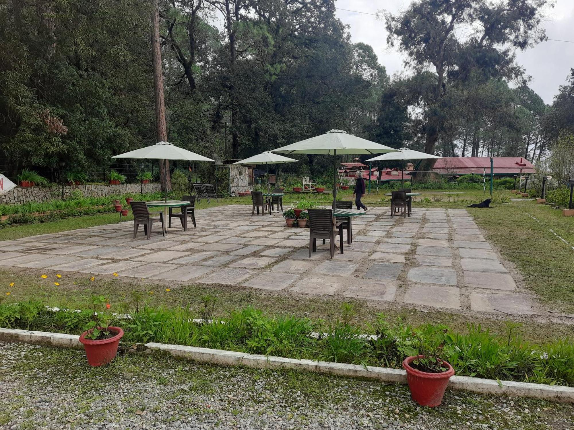 West View Hotel Ranikhet Exterior photo