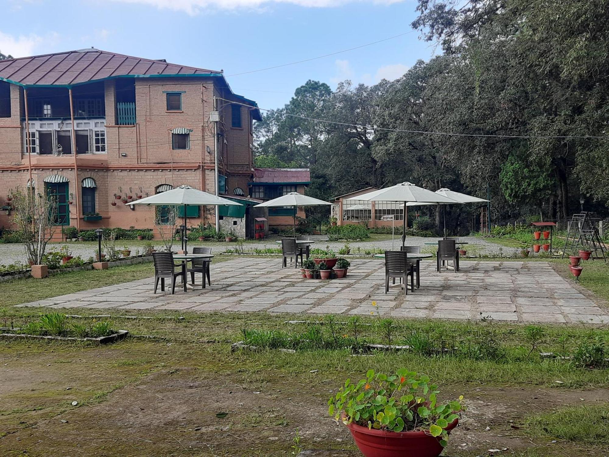 West View Hotel Ranikhet Exterior photo